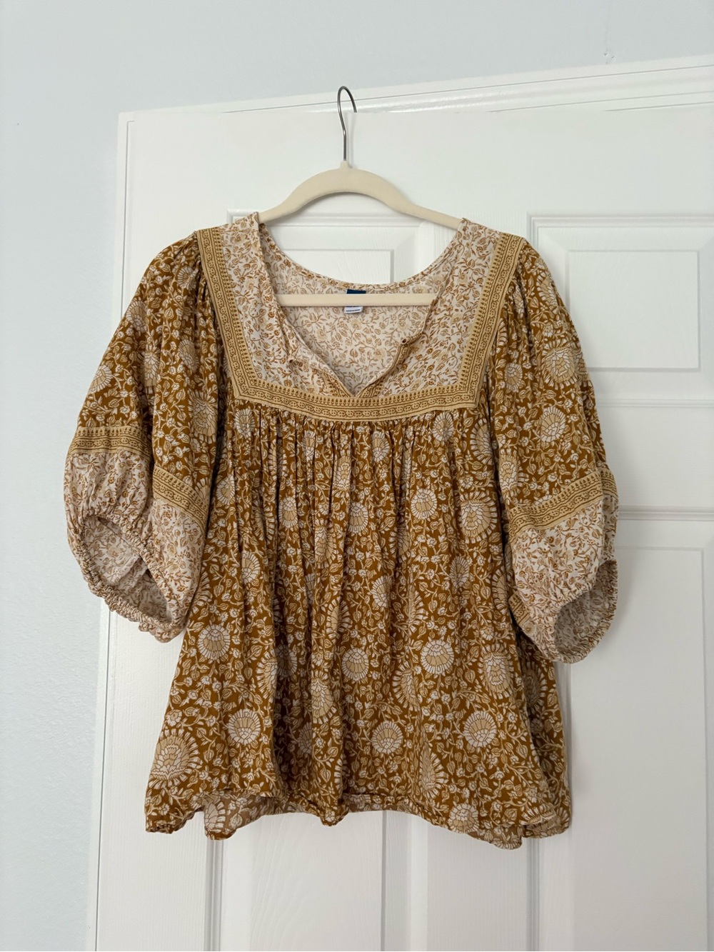 Old Navy Elbow-Length Split-Neck Floral-Print Poet Swing Blouse